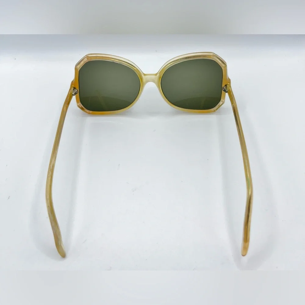 Vintage Tura 616 Beige Oval Sunglasses Frames Only - Picture 6 of 8
